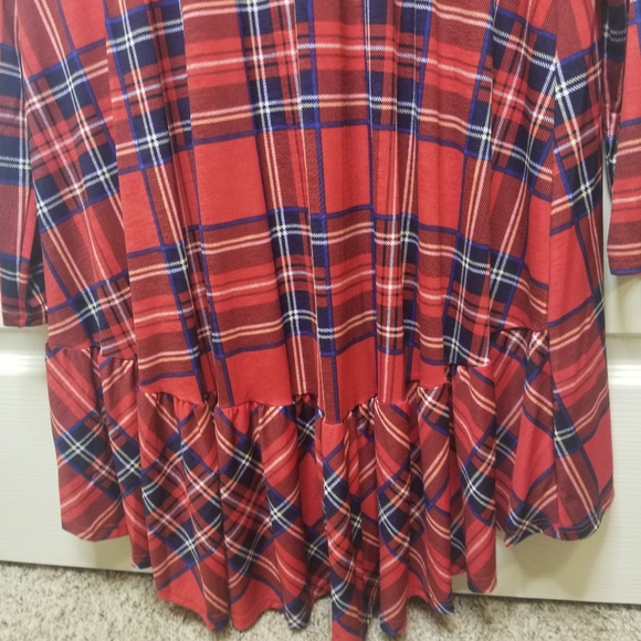 Red & Navy Faux Button Down Blouse - Picture 10 of 10